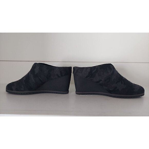 Soul Naturalizer Women's Haley Mule Wedge Grey Camo/NWOB, Size 7.5W - Picture 2 of 10